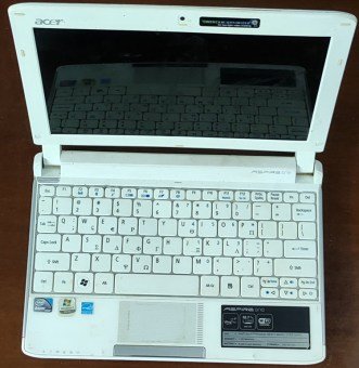LAPTOP-ACER-ASPIRE-ONE-NAV50-2