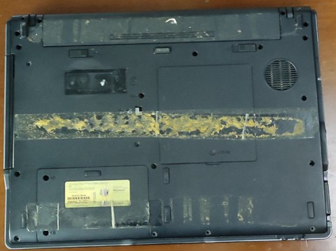 LAPTOP-HP-530-3