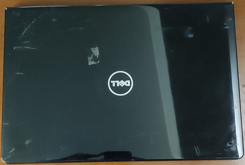 LAPTOP-DELL-P51F LAPTOP DELL P51F-&Mu;&eta; &lambda;&epsilon;&iota;&tau;&omicron;&upsilon;&rho;&gamma;&iota;&kappa;ή &mu;&eta;&tau;&rho;&iota;&kappa;ή
