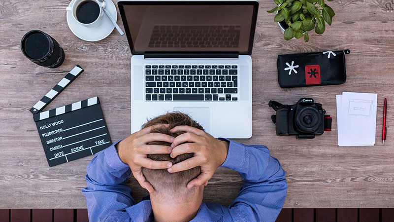 mavrise-i-othoni-tou-laptop &Mu;&alpha;ύ&rho;&eta; &Omicron;&theta;ό&nu;&eta; Laptop