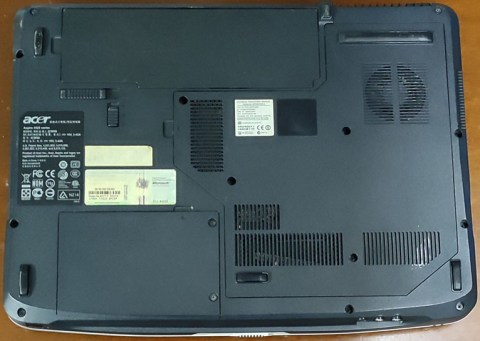 LAPTOP-ACER-ASPIRE-5520-3