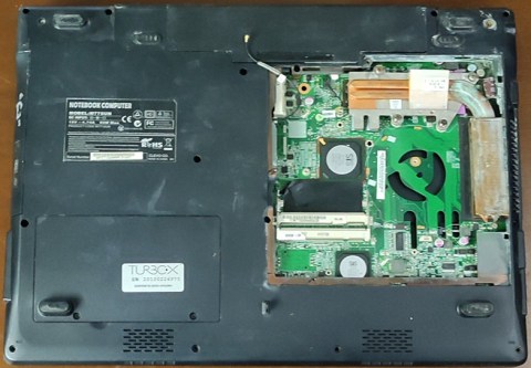 LAPTOP-CLEVO-M77SUN-3