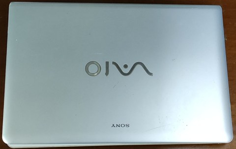 LAPTOP-SONY-VAIO-PCG-71211M